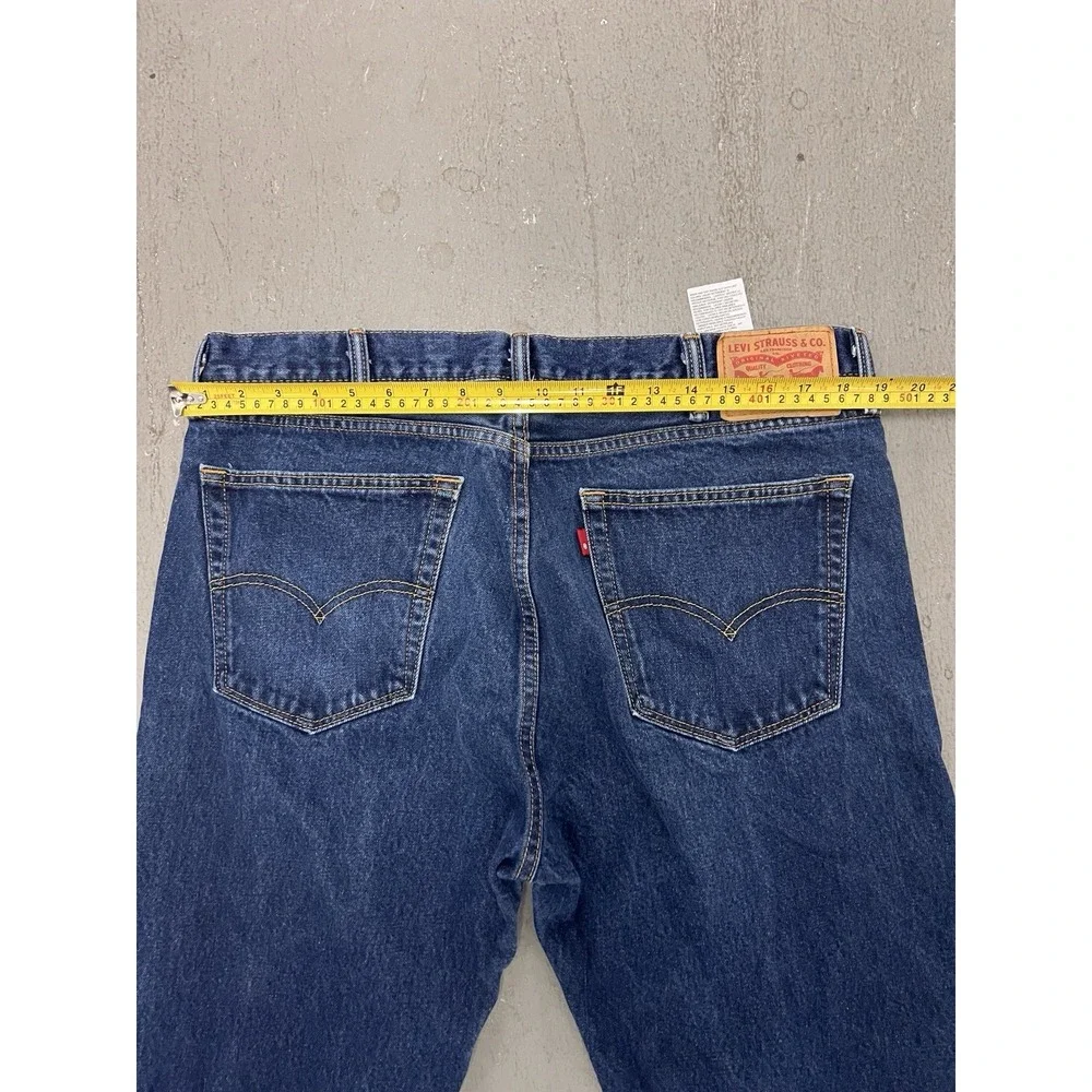 Levi's 505 Men's‎ Jeans Size 38 x 34 Blue Straight Leg Denim Classic Five Pocket